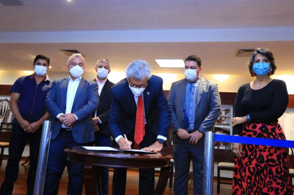 Indústrias anunciam R$ 305 milhões em investimentos