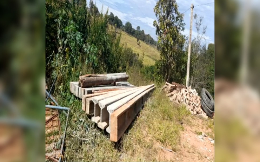 Homem é preso suspeito de furtar postes e diz que cometeu crime a mando do patrão