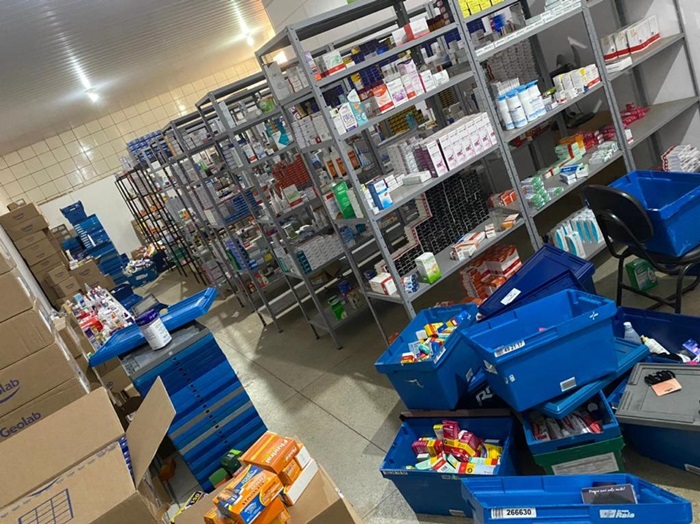 Desmontado esquema de desvio de cargas de medicamentos