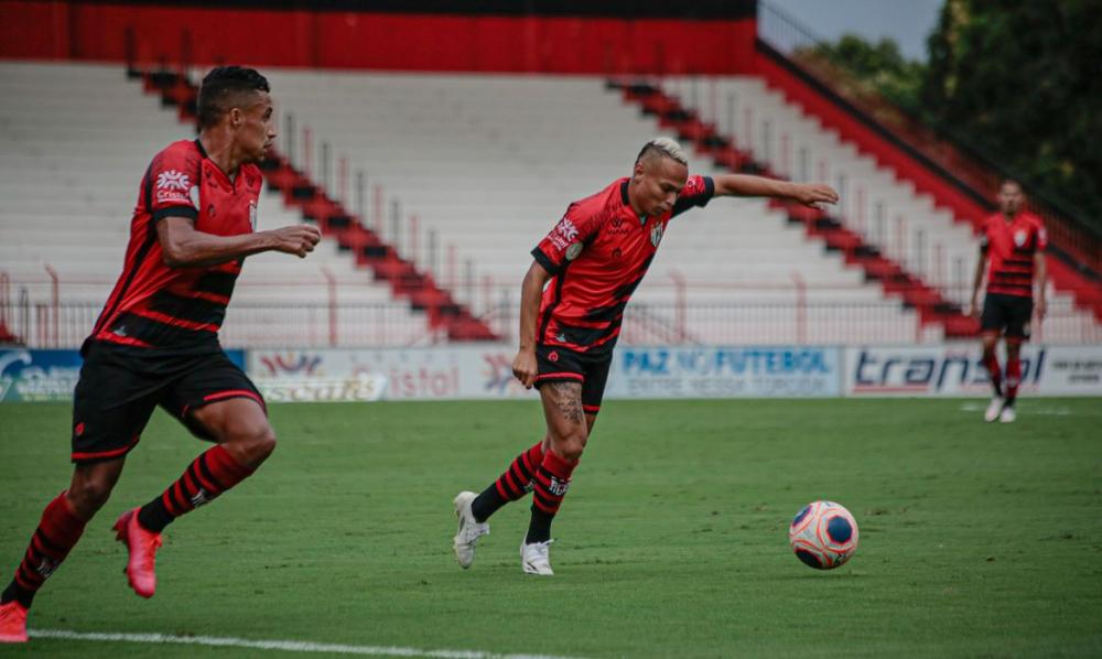 Atlético-GO vence Anápolis e mantém invencibilidade