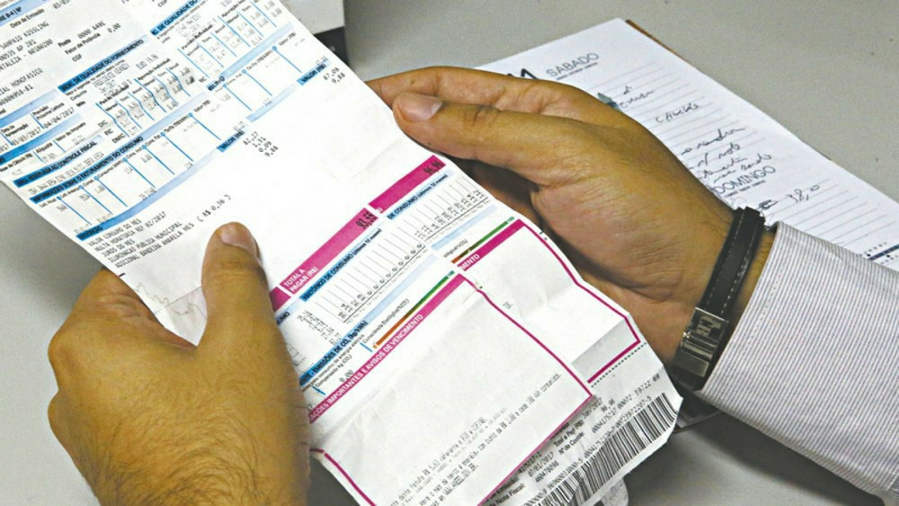 Aneel aciona bandeira vermelha 2 para o mês de junho