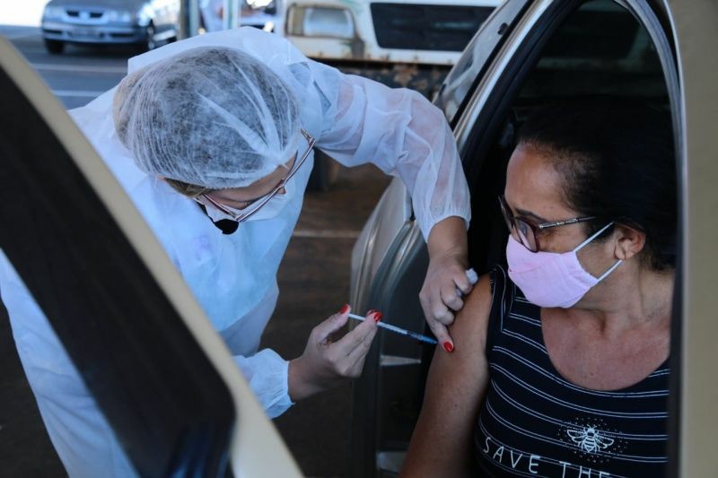 Pessoas de 59 anos sem comorbidades começam a ser vacinadas hoje em Rio Verde