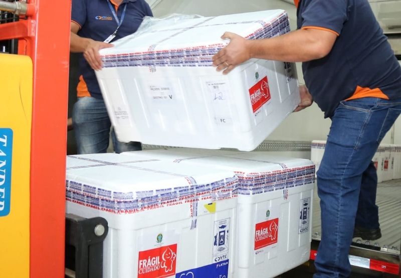 Goiás deve receber nova remessa de vacina contra a Covid-19 até esta quarta, diz secretário