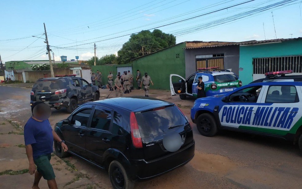 Vendedora é baleada durante assalto em joalheria de Novo Gama