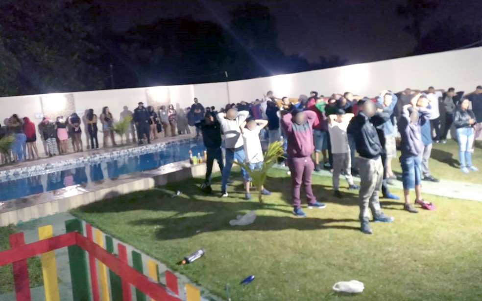 Fiscais encerram nove festas clandestinas e aplicam mais de R$ 20 mil em multas em Aparecida de Goiânia