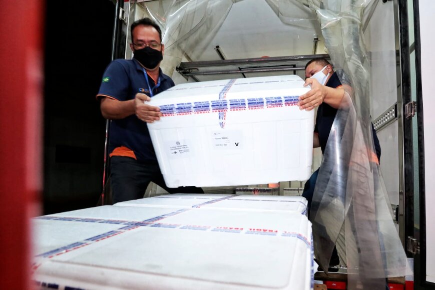 Caiado anuncia a chegada de mais 122.140 doses de vacina