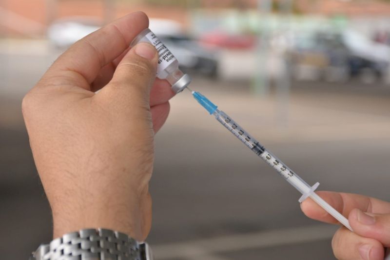 Mais de 99% dos vacinados em Goiás ficam protegidos da morte por Covid-19