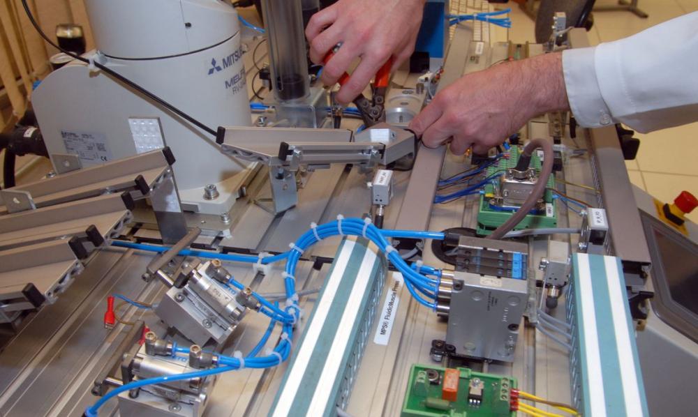 Senai oferece cursos gratuitos de capacitação profissional