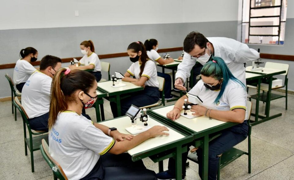 Na entrega de mais um Cepi, Caiado diz que mais de mil escolas foram reformadas