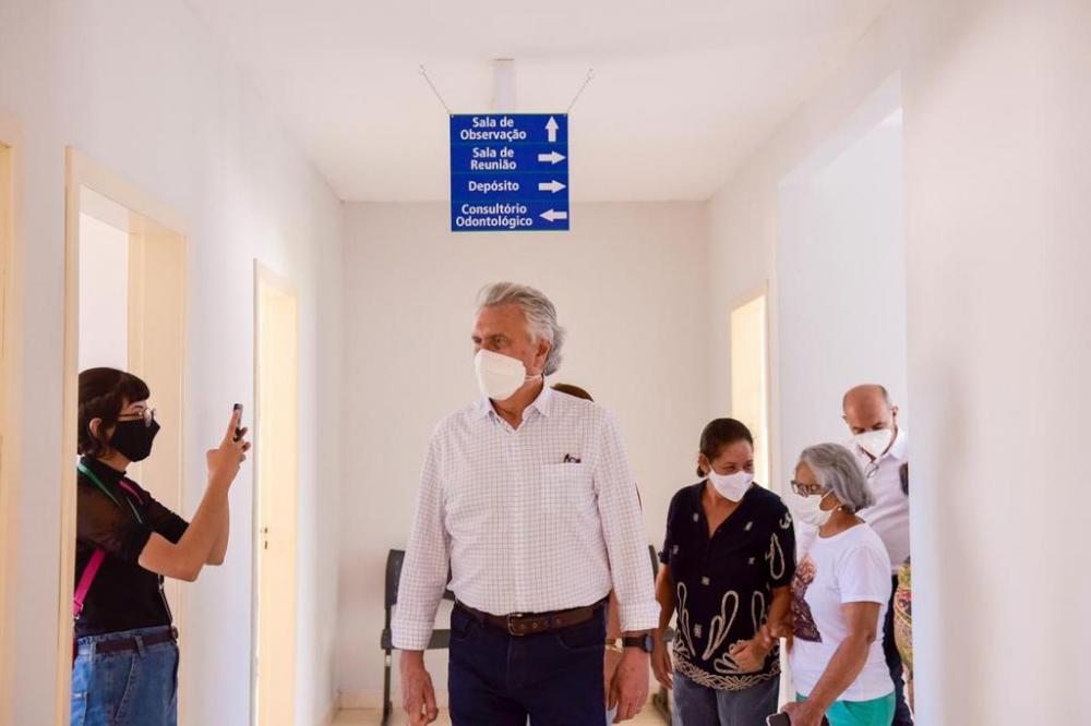 Na cidade de Goiás, Caiado repassa recursos para abrigo de menores