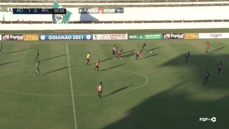 Com golaço de letra, Jataiense vence o Anápolis e respira no Goianão