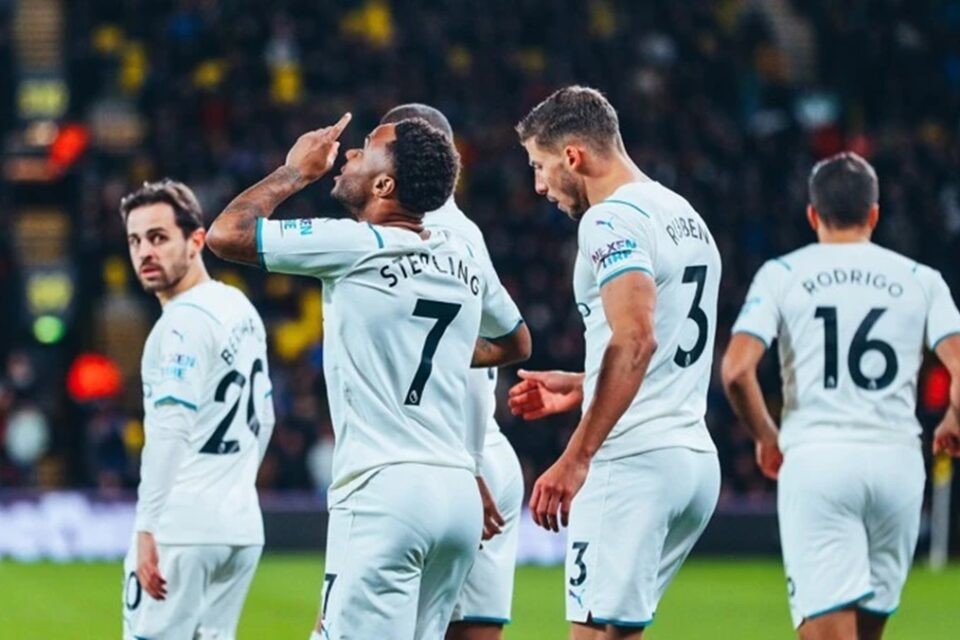 Manchester City supera o Watford, vence a 5ª seguida e assume liderança do Inglês