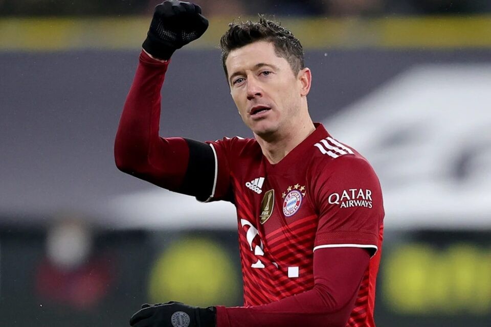 ‘Gostaria que as palavras de Messi fossem honestas e não em vão’, diz Lewandowski
