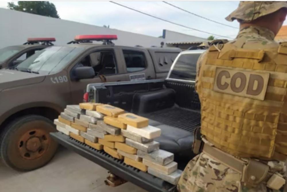 Polícia apreende drogas avaliadas em quase R$ 5 mil em Anápolis e na divisa do Mato Grosso