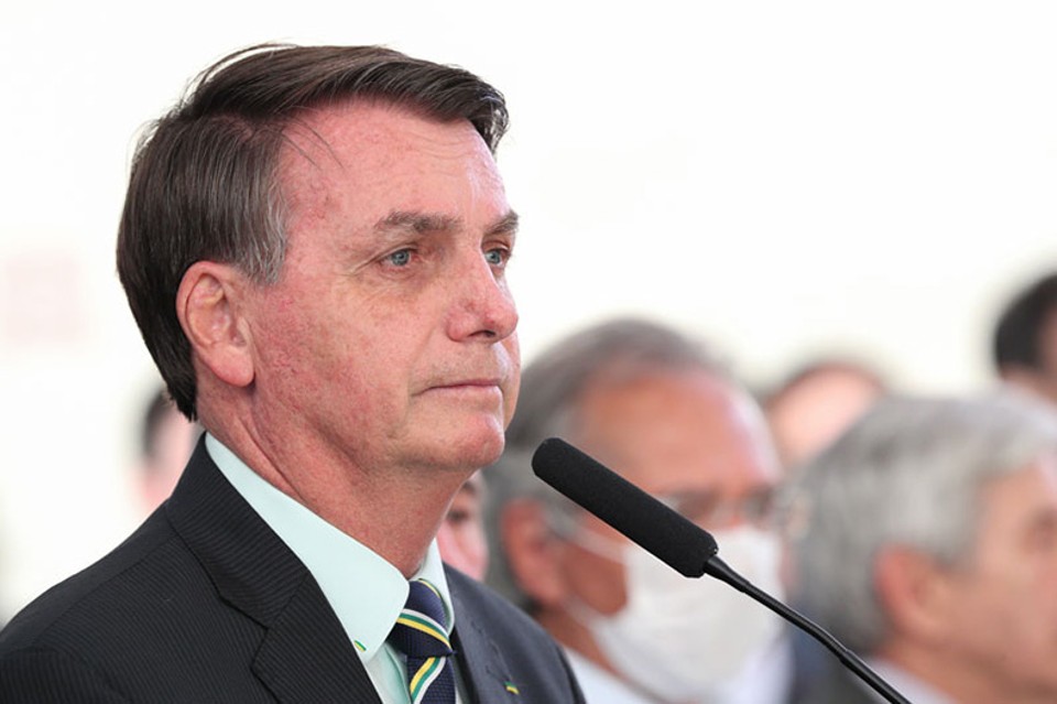 Bolsonaro quer blindar três ministérios dos avanços do centrão