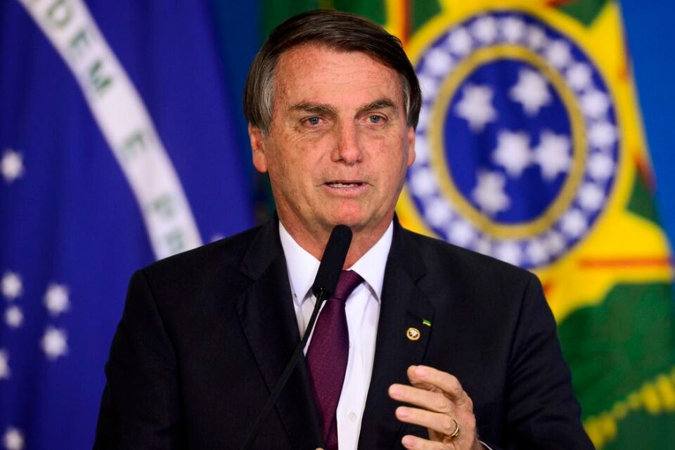 Brigas na base de Bolsonaro crescem e podem respingar na campanha