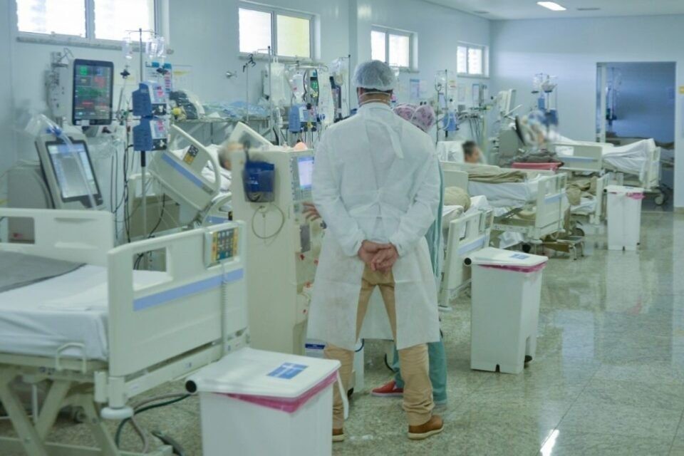 87% dos médicos dizem ter pegado Covid nos últimos dois meses