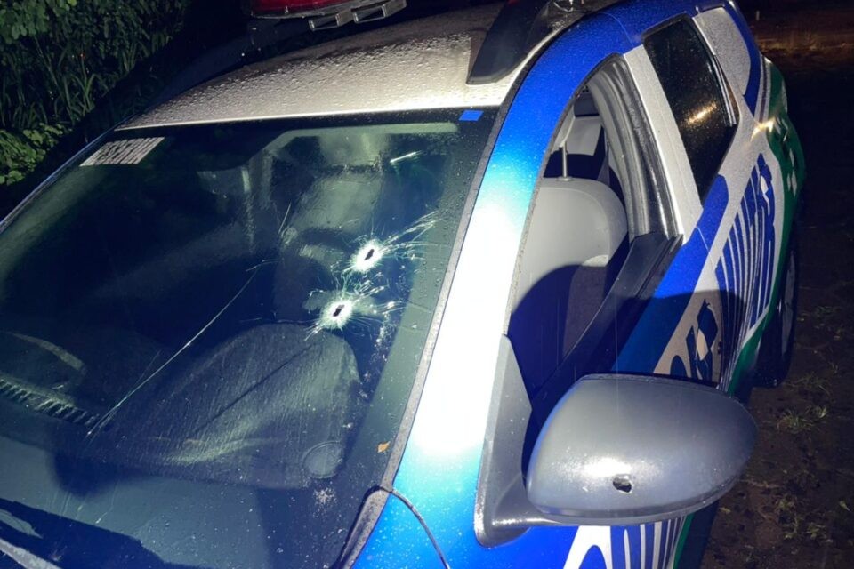 Suspeito de roubo morre após trocar tiros com a polícia em Goiânia