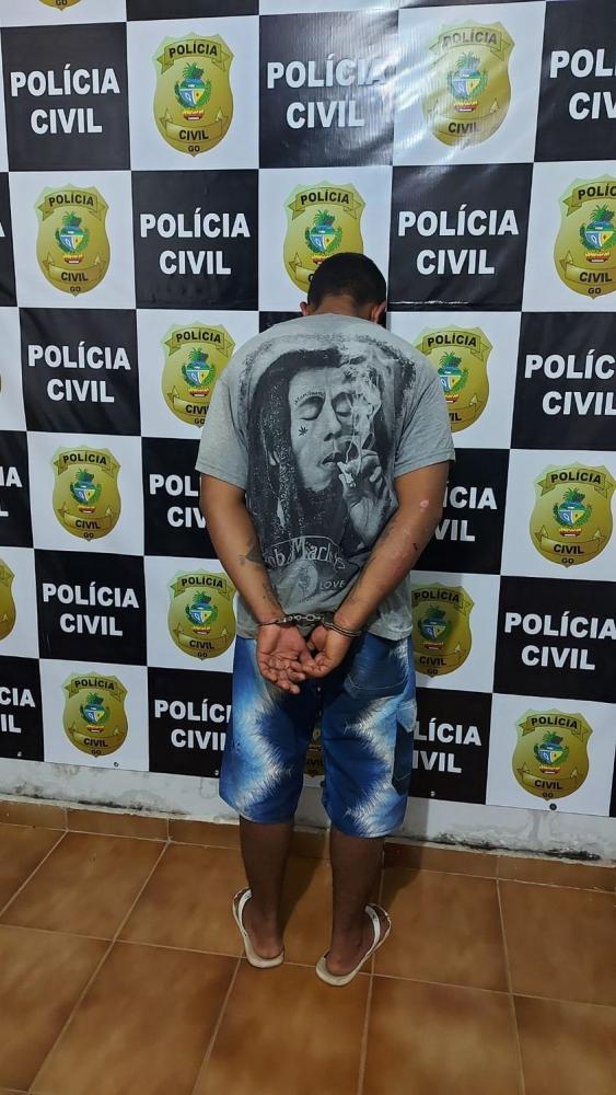 PRESO EM FLAGRANTE DELITO SUSPEITO DE COMETER FEMINICÍDIO EM EDEALINA