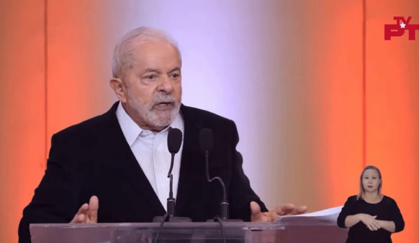 Lula cita BBB 22 em discurso e fala em suposta fraude em votação