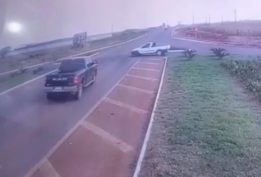 Casal de idosos morre após colisão na BR-070 em Itaberaí (GO)