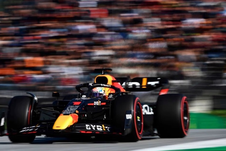 Mercedes batem e Verstappen crava pole para o sprint race do GP da Áustria da F-1
