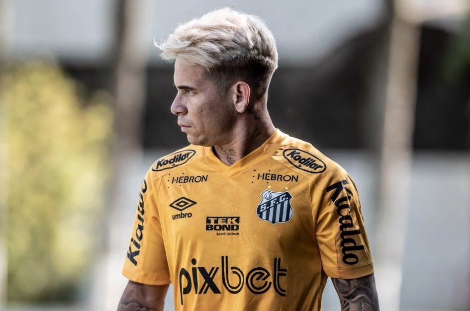 Brasileirão encerra janela de transferências com reforços consagrados e apostas