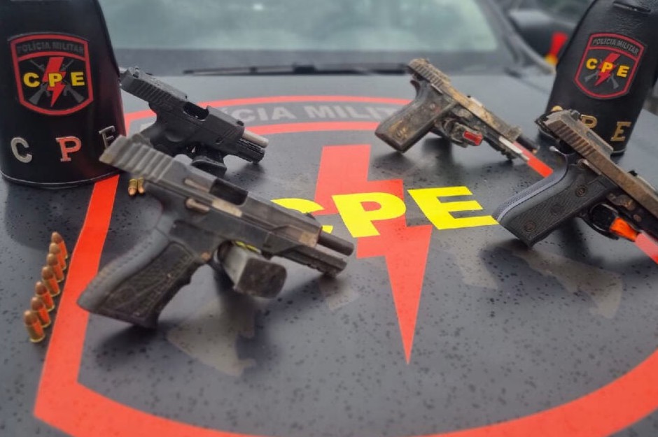 Quatro suspeitos de tráfico de drogas morrem após confronto com a PM, em Águas Lindas