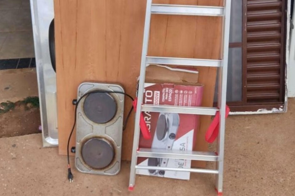 Mulher vai parar na delegacia após revender objetos furtados em pregão de Anápolis