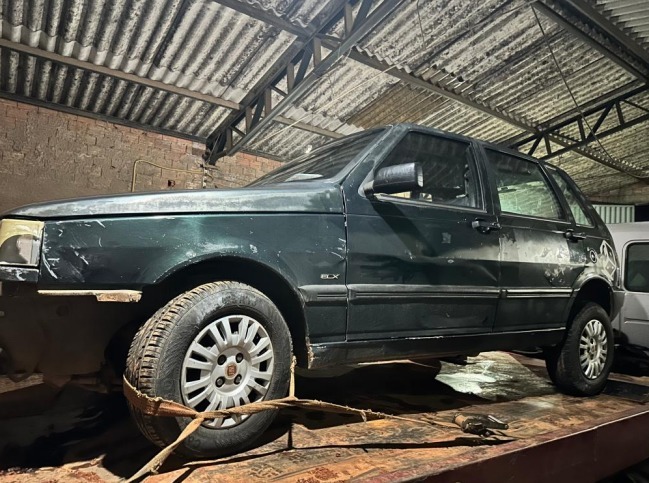 Jovem pega carro do pai emprestado e é roubado, em Anápolis