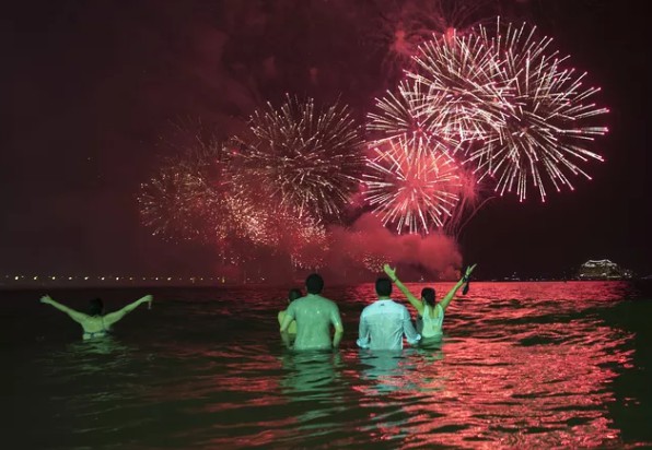 Três a cada quatro brasileiros estão otimistas em relação a 2023, aponta pesquisa