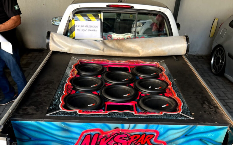 Fiscalização apreende 16 carros com som automotivo e aplica R$ 320 mil em multas no Natal, em Goiânia