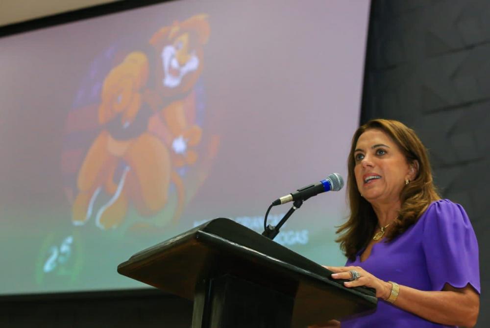 Gracinha Caiado celebra combate à criminalidade em Goiás durante aniversário de 25 anos do Proerd