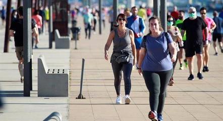 Sedentarismo pode ter mais impacto na obesidade do que má alimentação