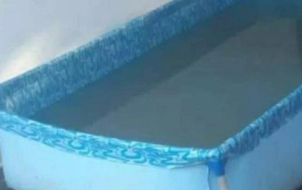 Bebê de um ano morre após se afogar em piscina de plástico, em Rio Verde