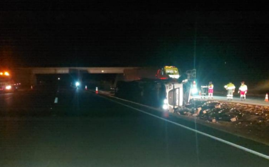 Motorista de carreta morre em acidente de trânsito na BR-050, em Catalão