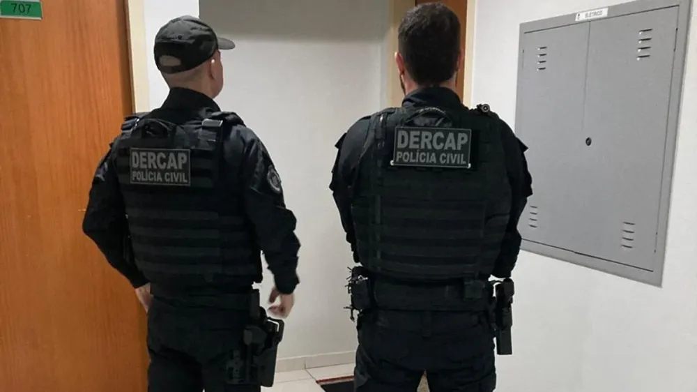 Servidor do Detran e despachantes são acusados de exigir R$ 700 para concluir processo