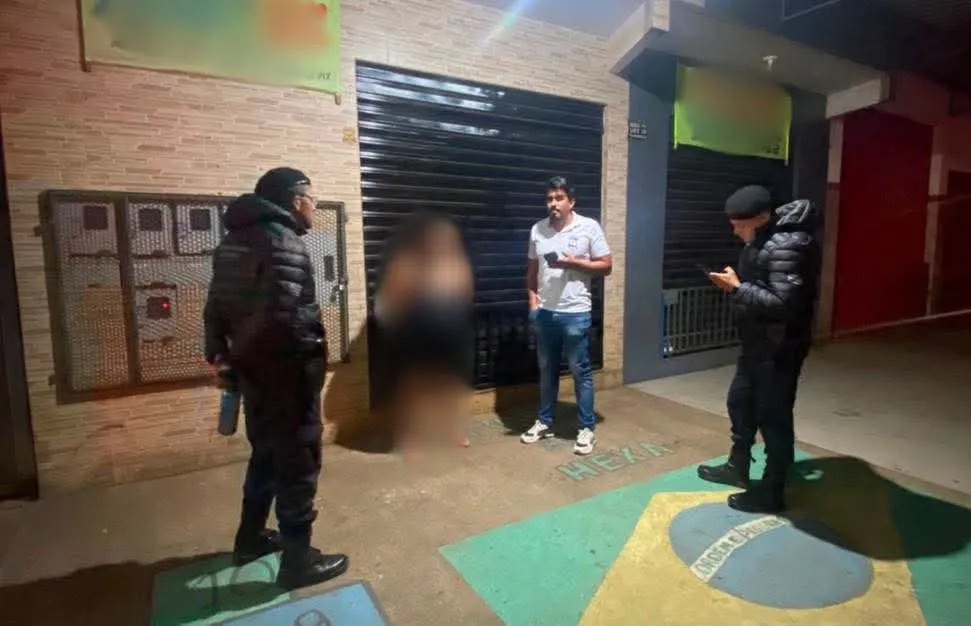 MÃE É ENCONTRADA EM BAR APÓS DEIXAR TRÊS FILHOS, DE 2 A 8 ANOS, SOZINHOS EM CASA