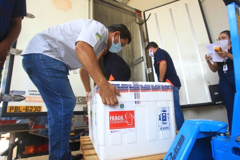 Goiás deve receber mais 107.400 mil doses de vacina contra a Covid-19 nesta quinta-feira (22)