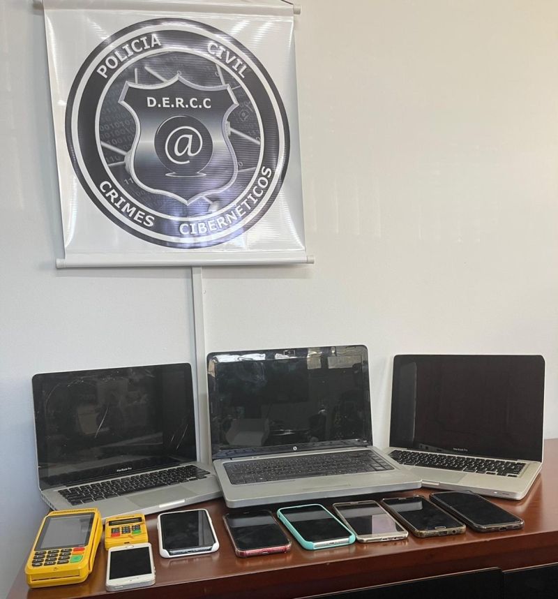 Polícia identifica grupo suspeito de usar perfis falsos em redes sociais para extorquir vítimas