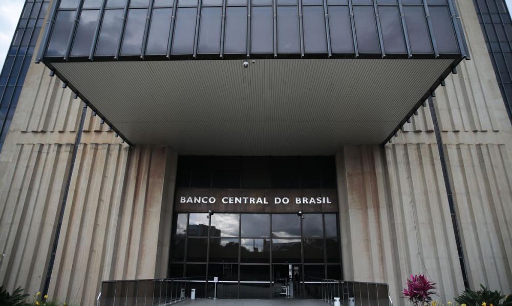 Mercado financeiro eleva projeção da inflação para 5,01% em 2021