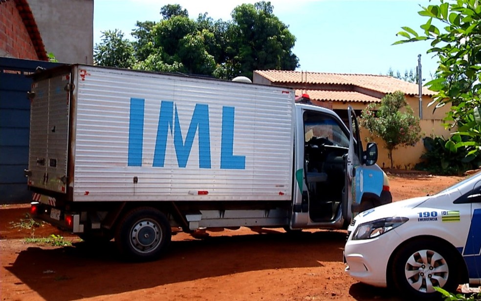 Homem é preso suspeito de matar a ex-companheira na casa dela