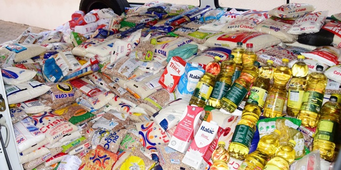 Estado recebe 250 mil cestas básicas para famílias carentes