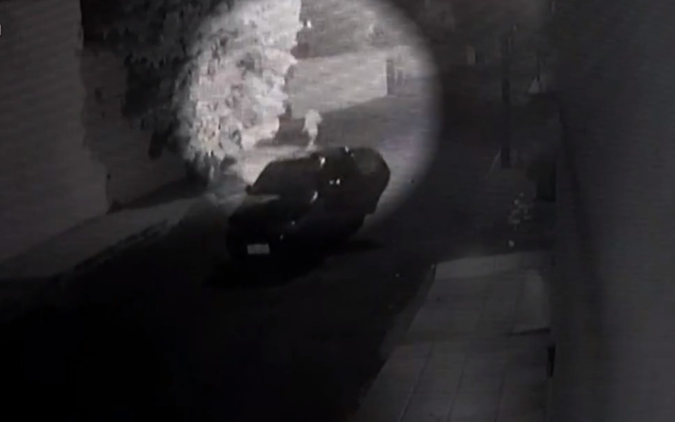 Empresário é morto com tiro ao sair de casa para ir trabalhar em Itumbiara