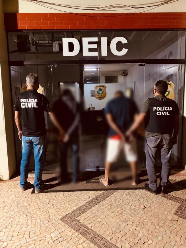Suspeitos de aplicar golpe do novo número em idosa de 71 anos são presos em Goiás