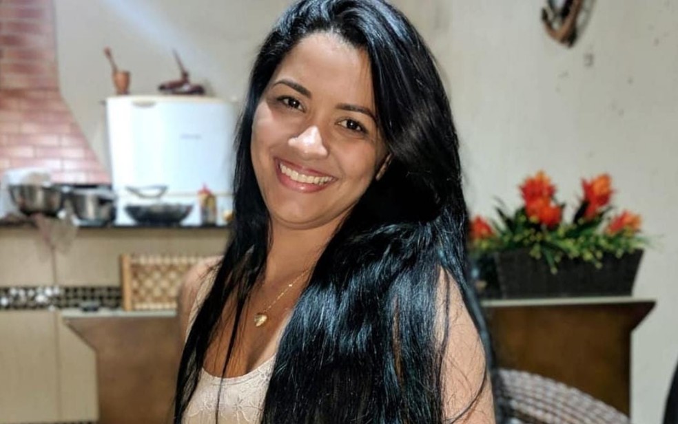 Polícia prende homem por suspeita de violência doméstica e investiga se ele matou a namorada