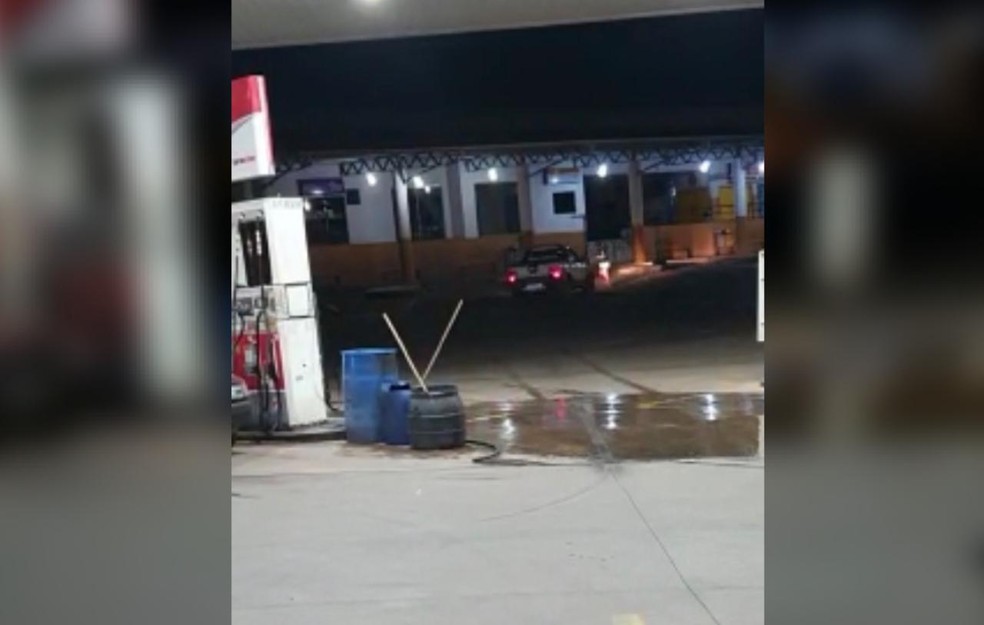 Jovem é filmado atropelando morador de rua ao tentar dar um susto nele, diz polícia