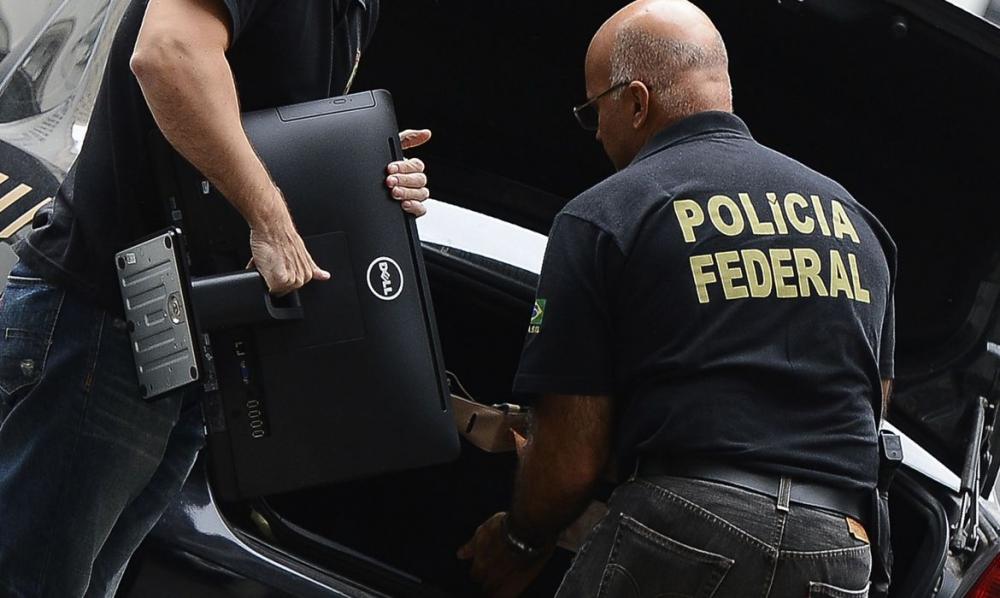 Ministro do Meio Ambiente e mais 17 são investigados em operação da PF