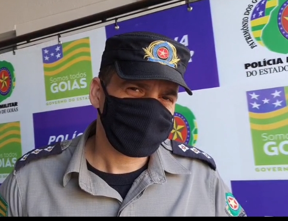 Polícia Militar intensificou fiscalização em Santa Helena. Na operação foram apreendidos carros com abuso de som, armas de fogo, drogas e menores de idade conduzidos. #CapCleiber faz balanço dos trabalhos.