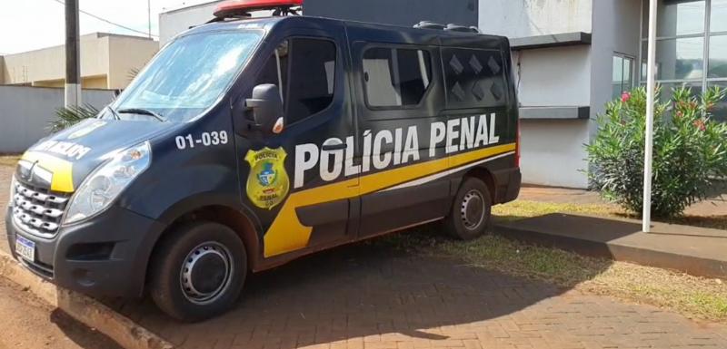 MULHER É PRESA ao tentar entrar com drogas dentro da Unidade Prisional de Santa Helena